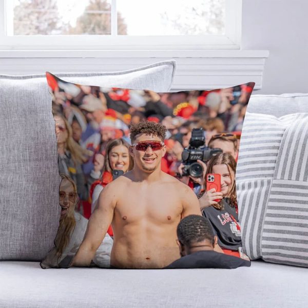 Patrick Mahomes Shirtless Pillow