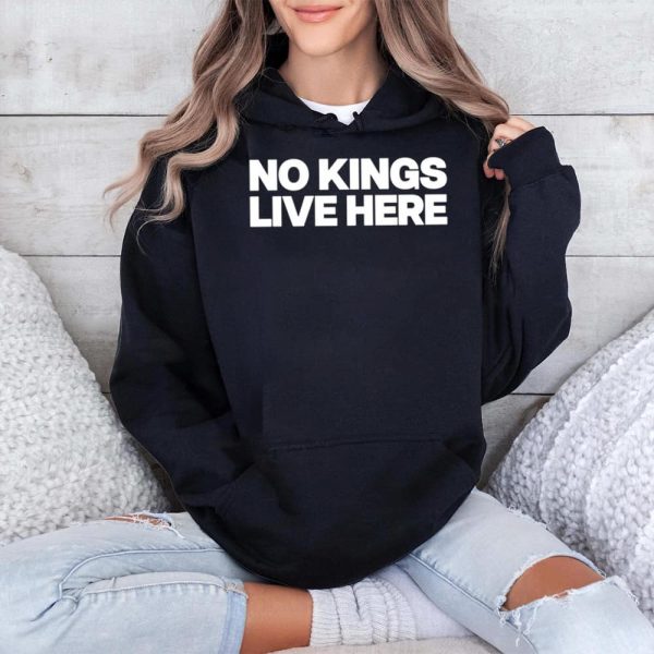 Daily Caller No Kings Live Here Shirt 4