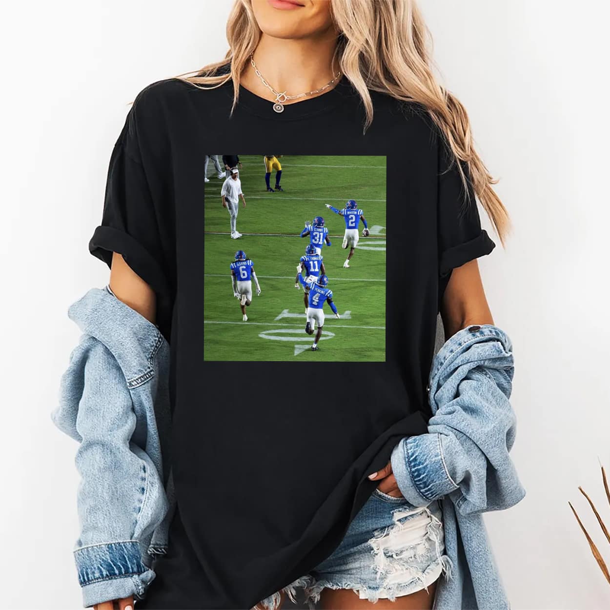 Ole Miss Players Taunting Lane Kiffin Shirt 2 Ole Miss Players Taunting Lane Kiffin Shirt (2)